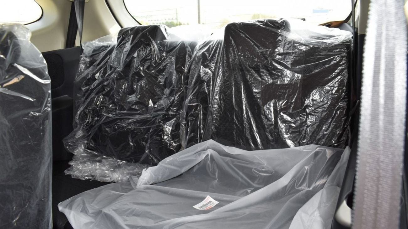 Toyota Rush 2023 Toyota Rush 1.5 G - White inside Black | Export Only