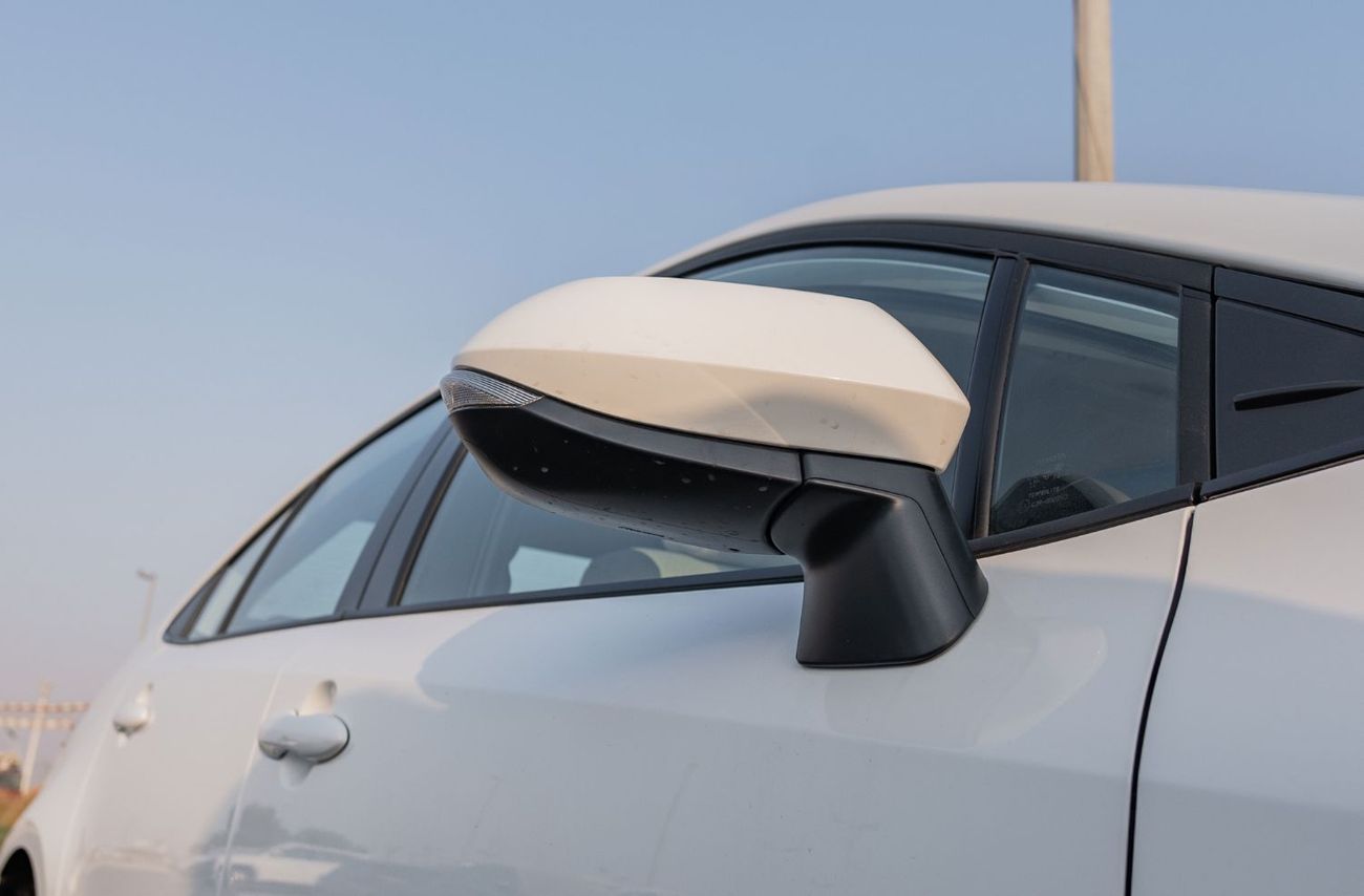 تويوتا كورولا 2025 Toyota Corolla XLI 1.6L AT Petrol (White)