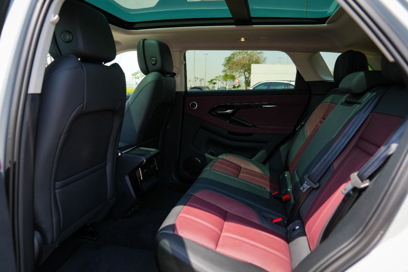 Land Rover Range Rover Evoque DYNAMIC SE P250 2025!! FIVE YEARS WARRANTY!! THREE YEARS SERVICE CONTRACT