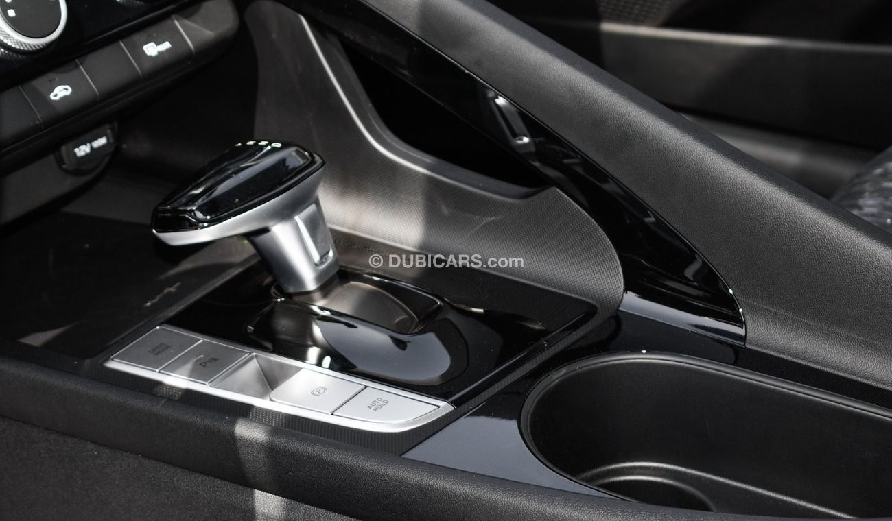 هيونداي إلانترا