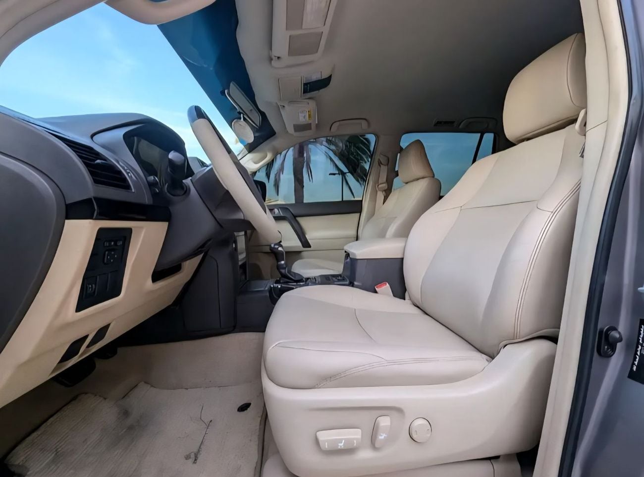 تويوتا برادو TXL LHD 4.0L V6 1GR petrol engine Automatic Gear 4WD 7 Seats 5 Doors