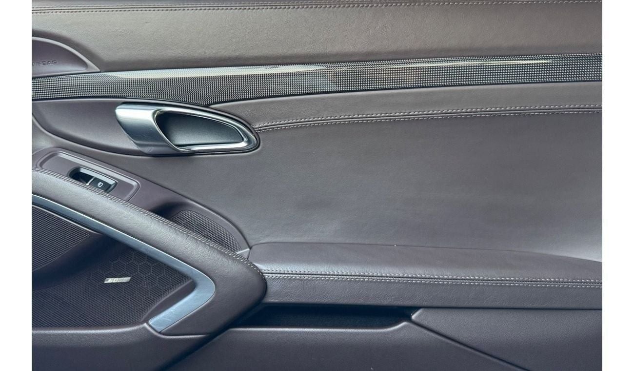 بورش 911 Carrera 4 3.4L Coupe .. 4S .. GCC .. FSH .