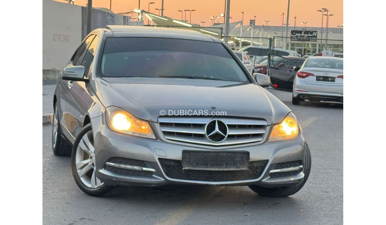 مرسيدس بنز C 200 In excellent condition and requires no expenses