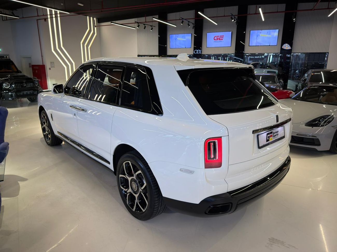 Rolls-Royce Cullinan 2021 Rolls‑Royce Cullinan Black Badge - Perfect Condition - Warranty up on request