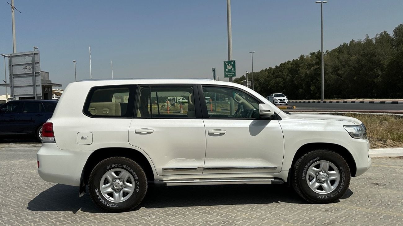 تويوتا لاند كروزر GXR3 4.5L