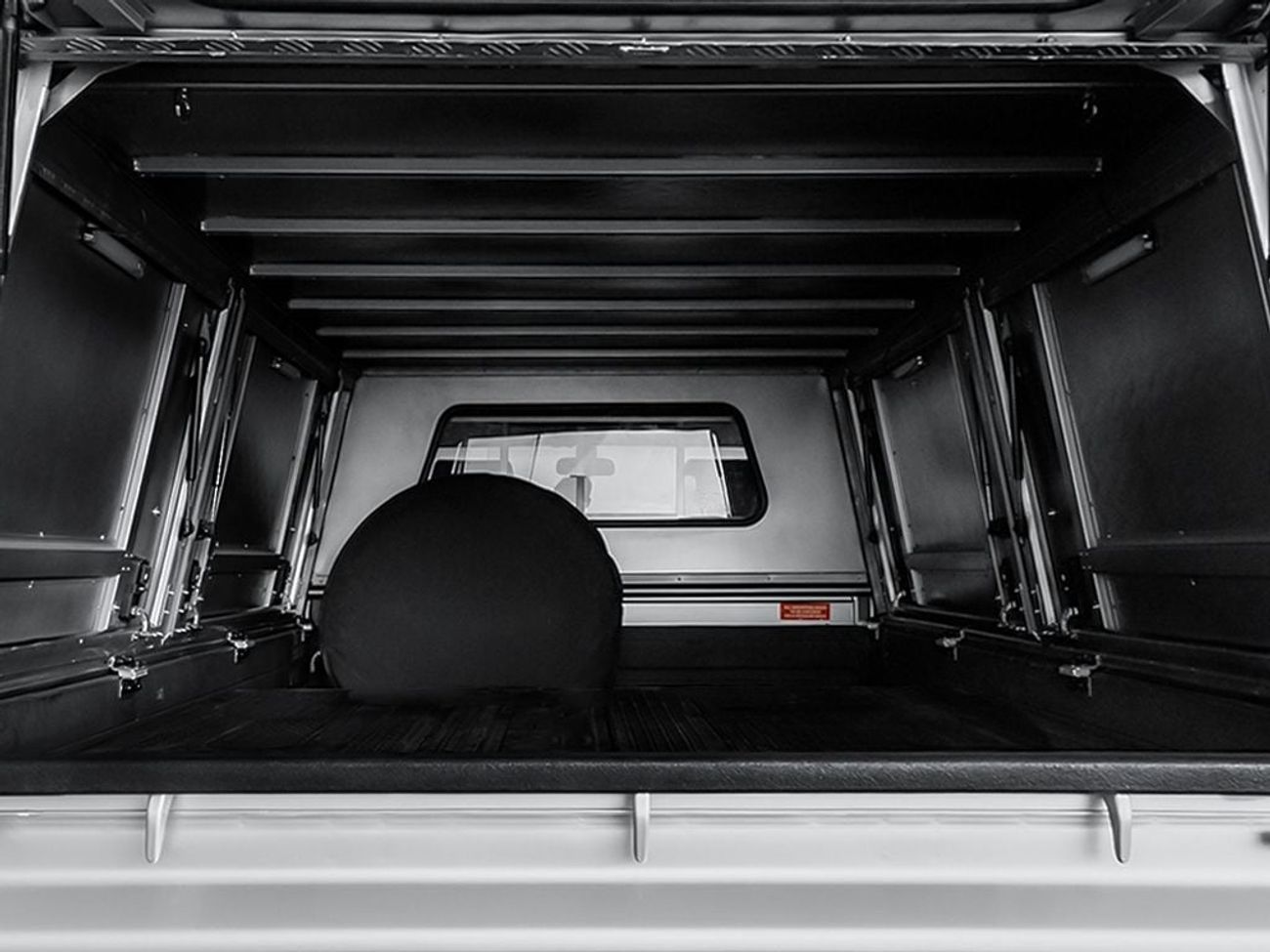 Toyota Land Cruiser Pick Up LX Pick Up