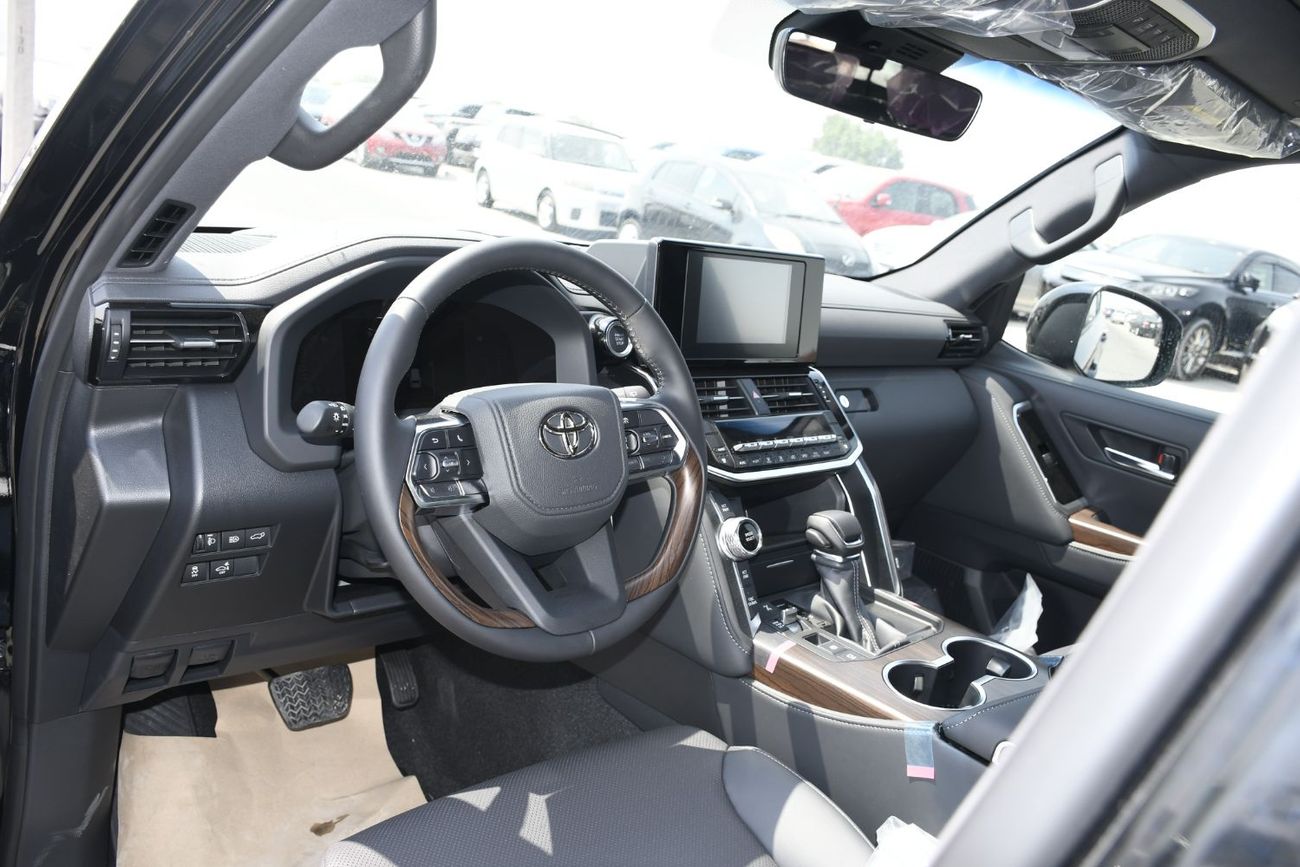 Toyota Land Cruiser 4.0L GXR With Rader (Ready Stock)