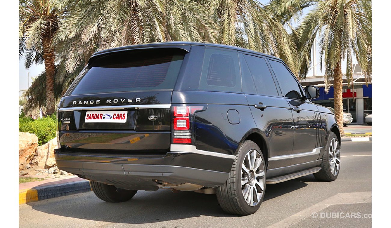 Land Rover Range Rover Vogue SE Supercharged (2013 | GCC Specs)