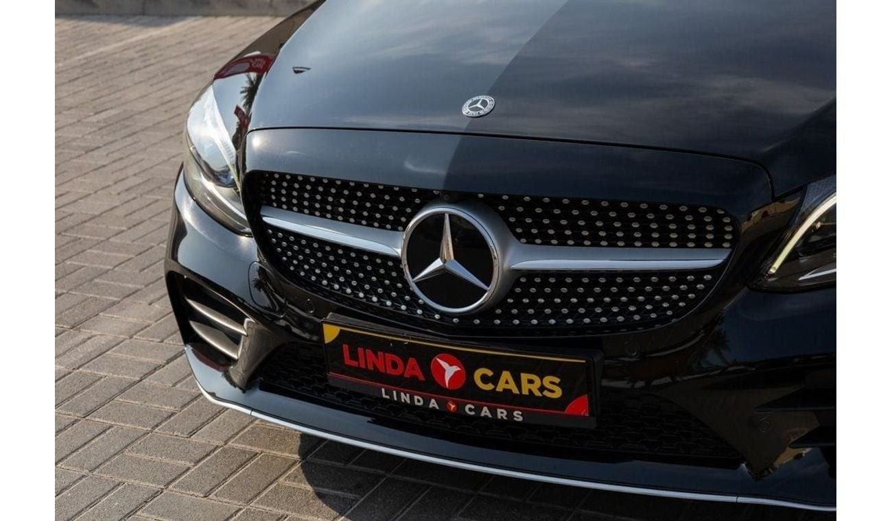 مرسيدس بنز C 200 Mercedes-Benz C200 AMG Premium + 2020 GCC under Agency Warranty and Service Contract  w