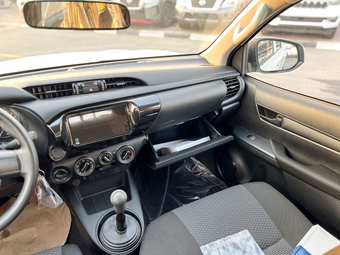 تويوتا هيلوكس EXPORT ONLY - TOYOTA HILUX DLX-G1 DSL 2.4L