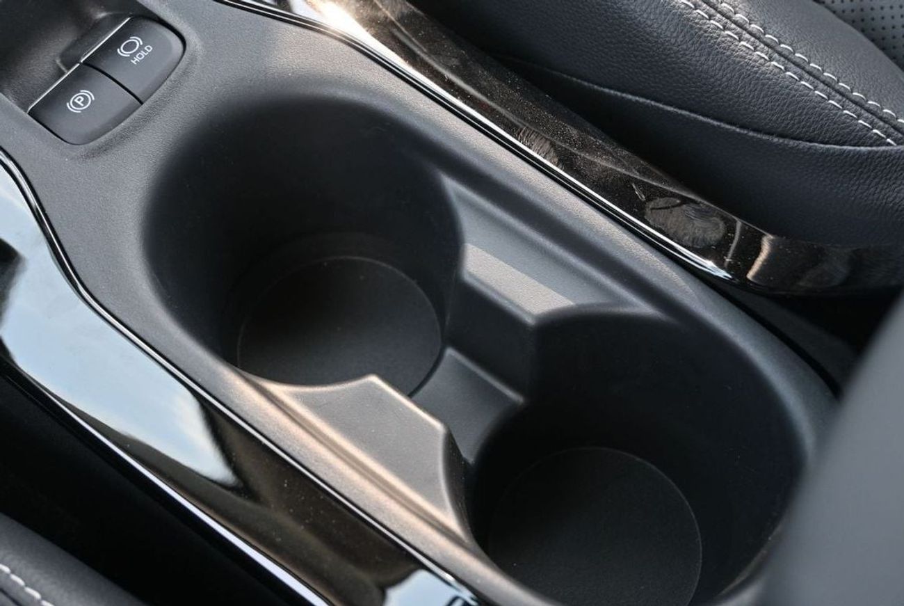 تويوتا فرونتلاندر Toyota Frontlander 2.0L Hybrid, Full Option, Model 2024, Color White