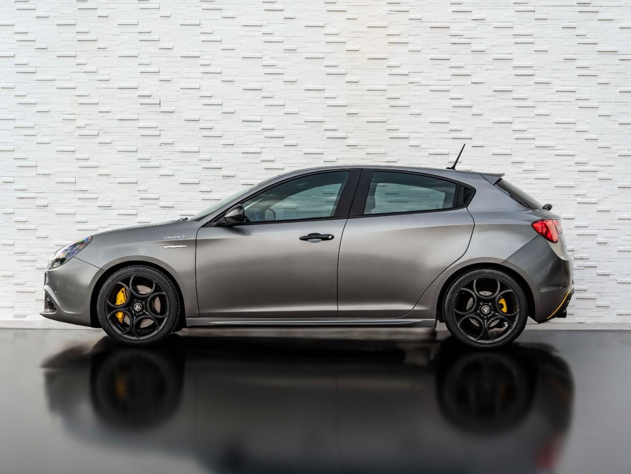 ألفا روميو جوليتا Veloce