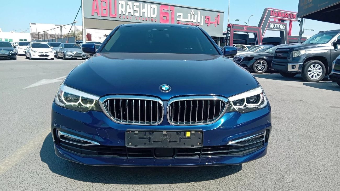 بي أم دبليو 520i Std 2.0L