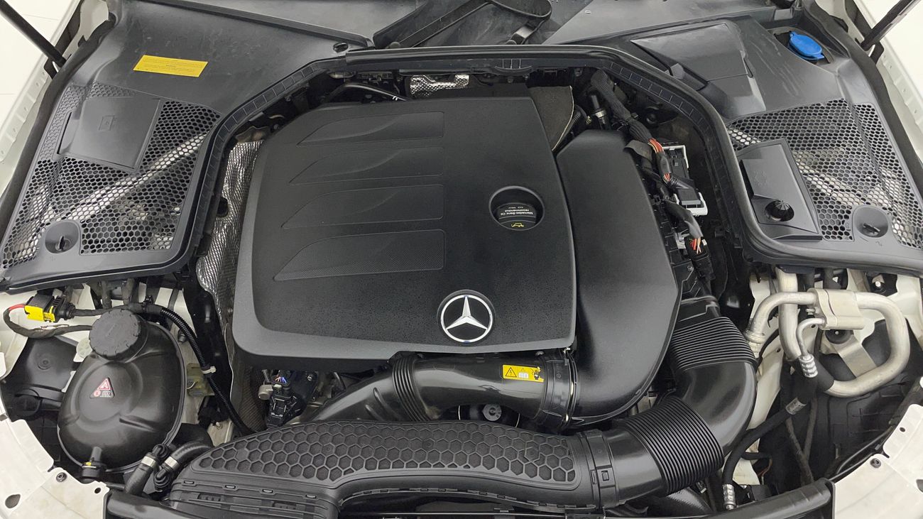 Mercedes-Benz C 200 COUPE AMG 2 | Zero Down Payment | Free Home Test Drive