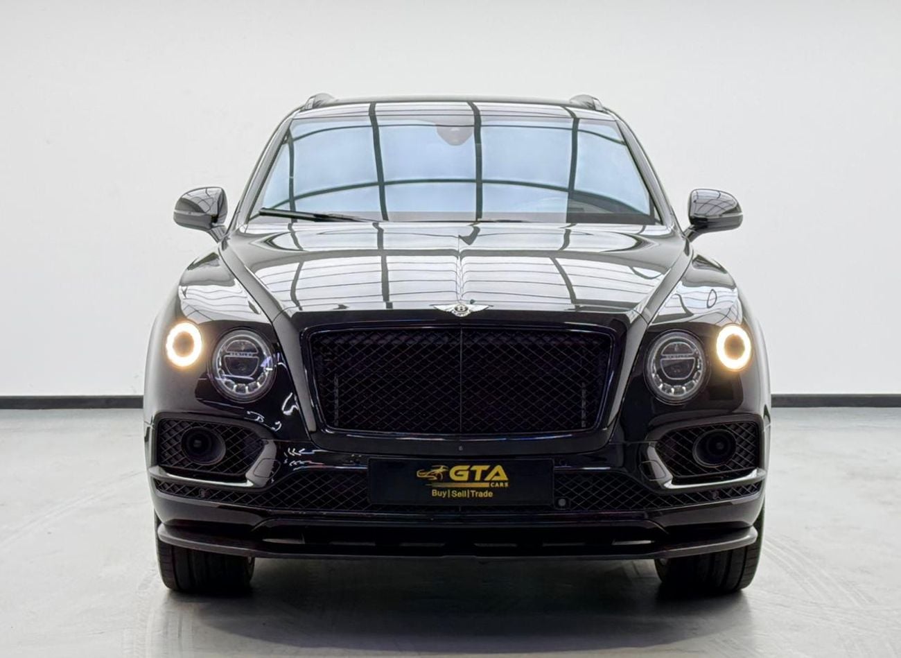 بنتلي بينتايجا SIGNATURE