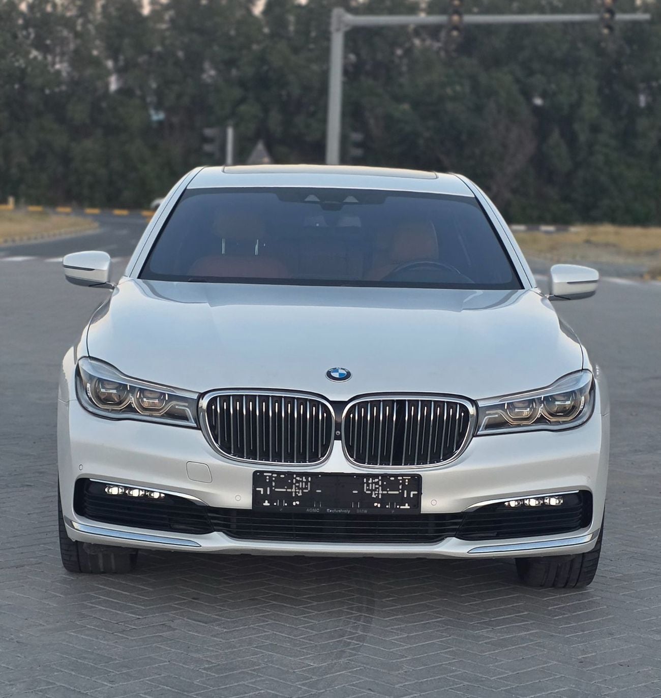 بي أم دبليو 730Li