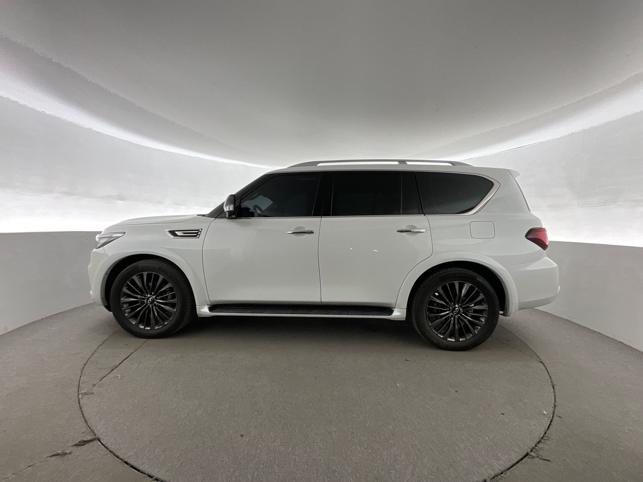 إنفينيتي QX80 Luxe Sensory ProActive - Black Edition | شامل الضمان | 0 ﺪﻔﻋﺓ ﺃﻮﻟﻯ