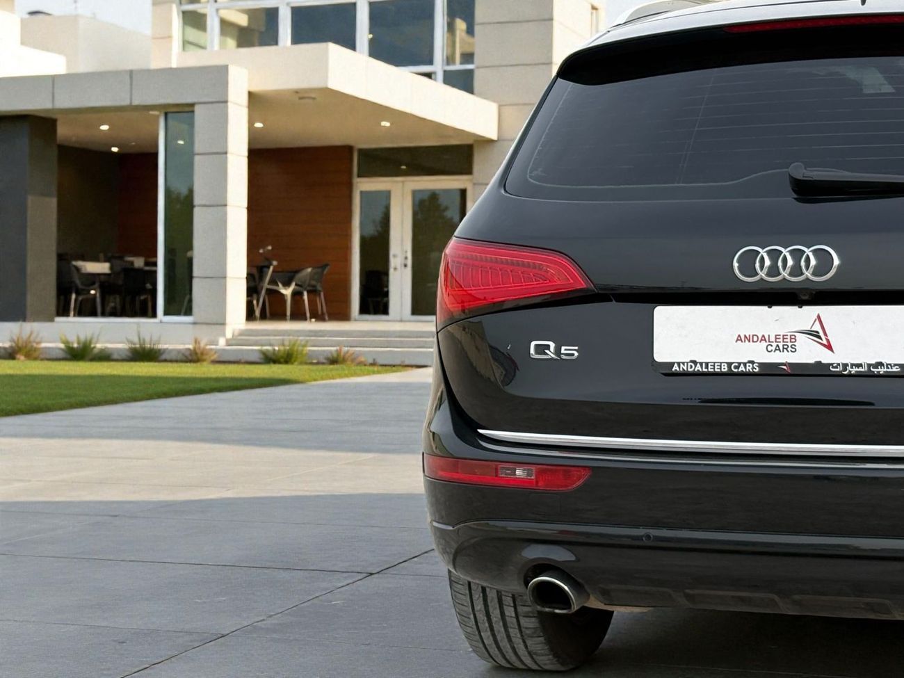 Audi Q5 45 TFSI Quattro Advanced 2.0L (252 HP) TFSI 40 QUATTRO A/T | 2017 | GCC SPECS | AED 1,800 per month