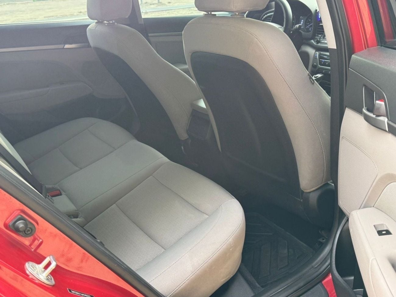 هيونداي إلانترا GL 1.6L