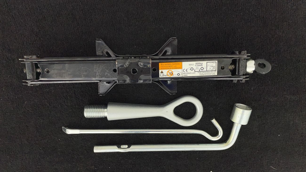 ميتسوبيشي لانسر GLS HIGHLINE 1.6 | بدون دفعة مقدمة | اختبار القيادة في المنزل