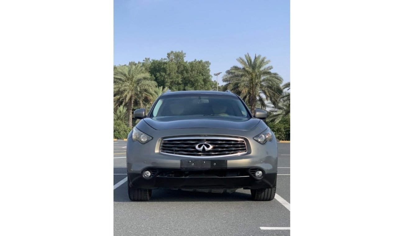 Infiniti FX50