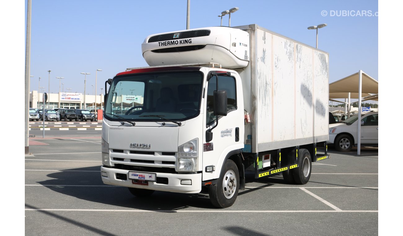 إيسوزو NPR WITH THERMO KING T-600R FREEZER AND INSULATED BOX