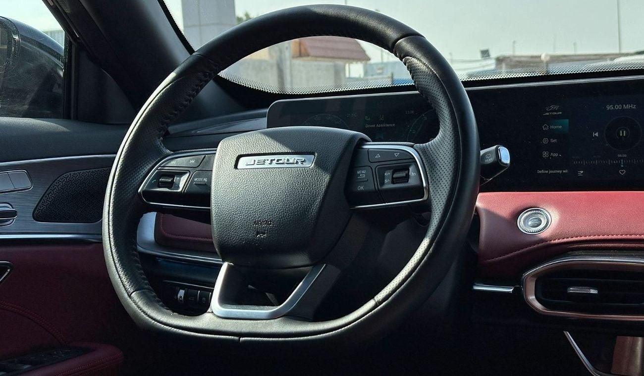 Jetour X70 Plus Luxury 2024 GCC 1.6L Turbo 4 Cylinders