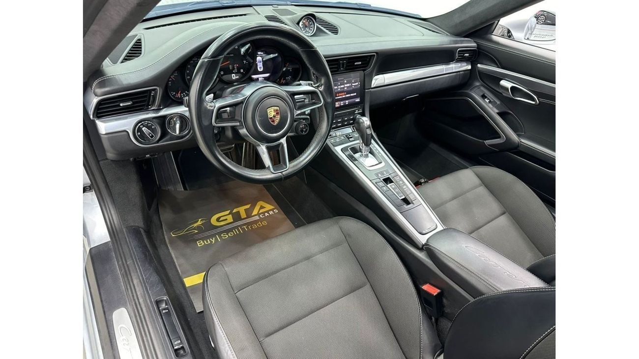 Porsche 911 2017 Porsche 911 Carrera, 1 Year Warranty, Full Agency Service History, GCC