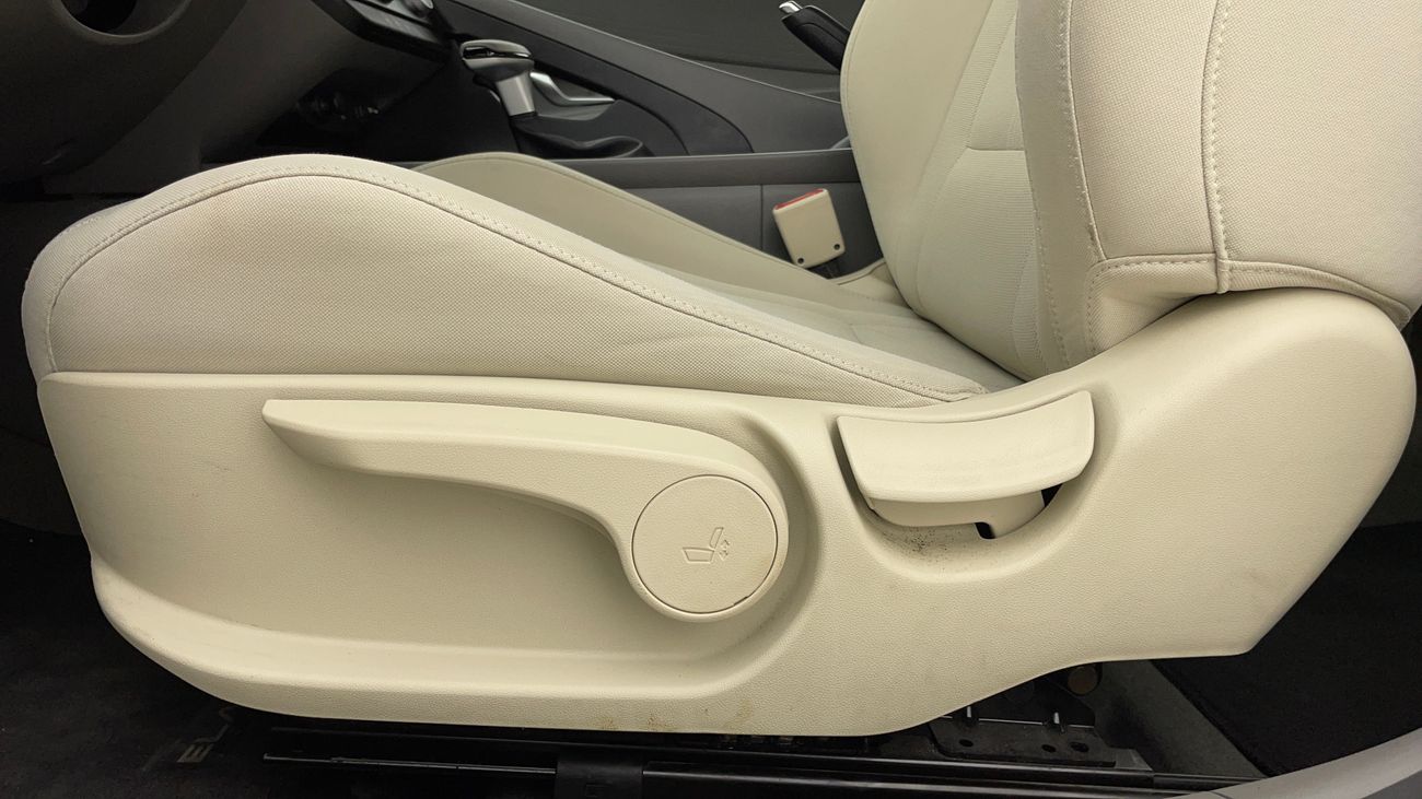 Hyundai Elantra SMART 1.6 | Zero Down Payment | Home Test Drive