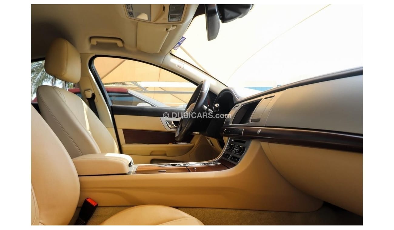 Jaguar XF Luxury X250