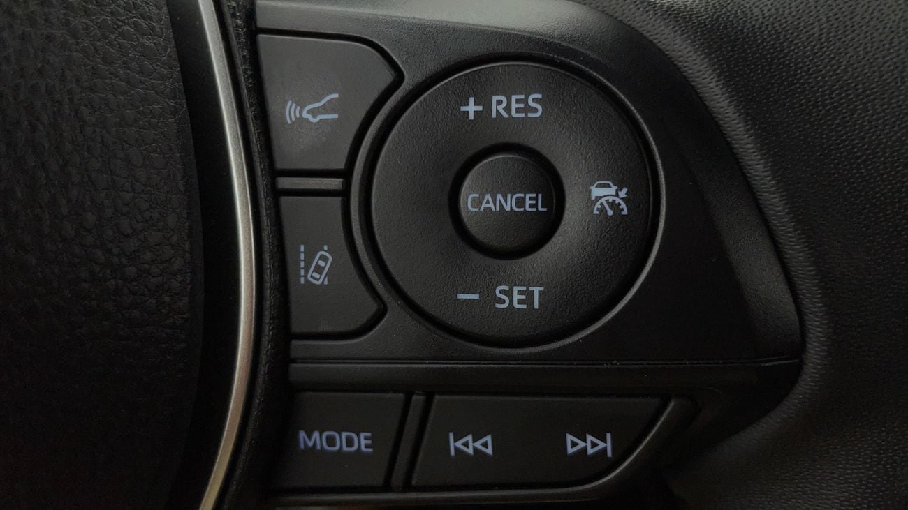 تويوتا كورولا كروس GLI 1.8 | بدون دفعة مقدمة | اختبار القيادة في المنزل