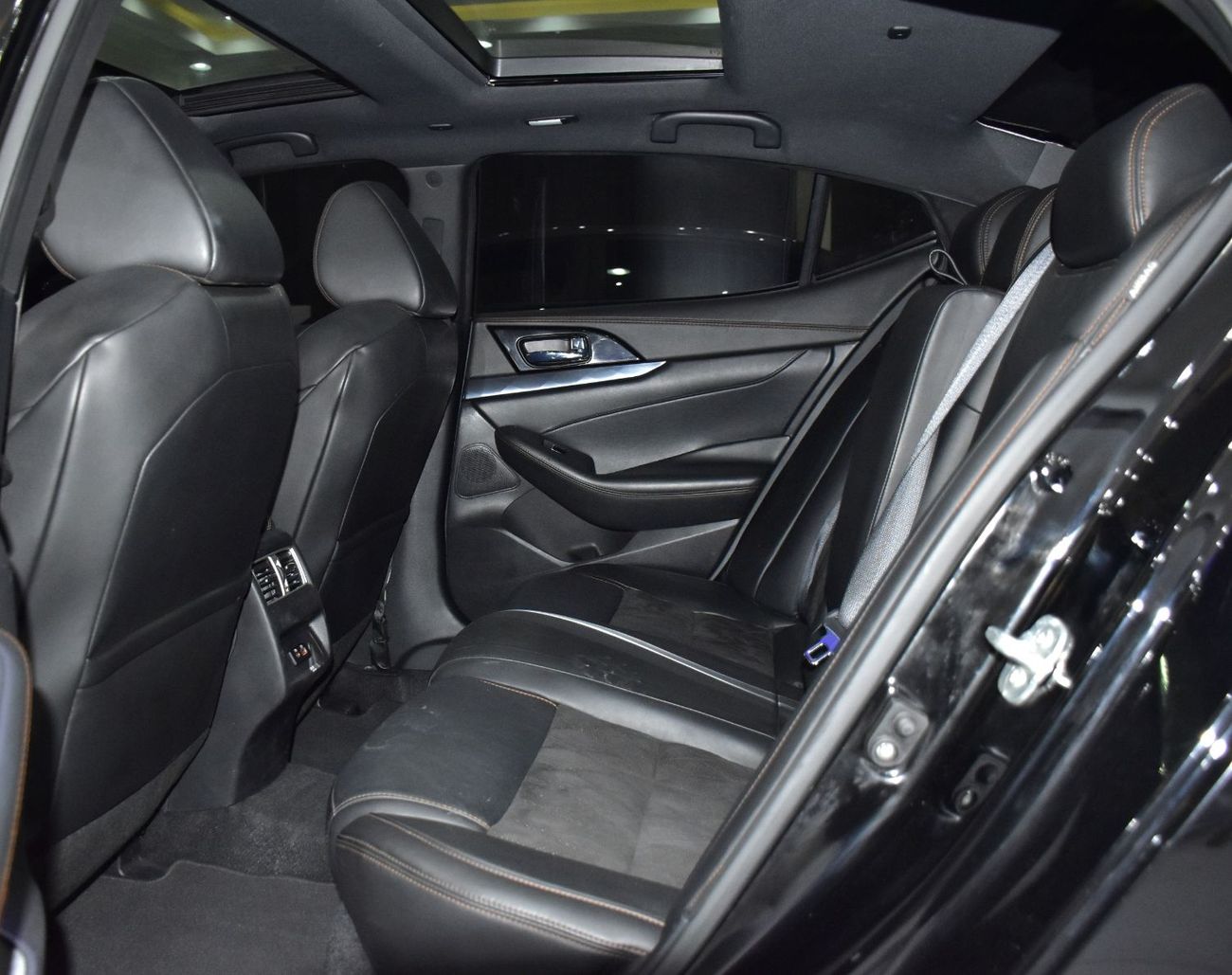 نيسان ماكسيما