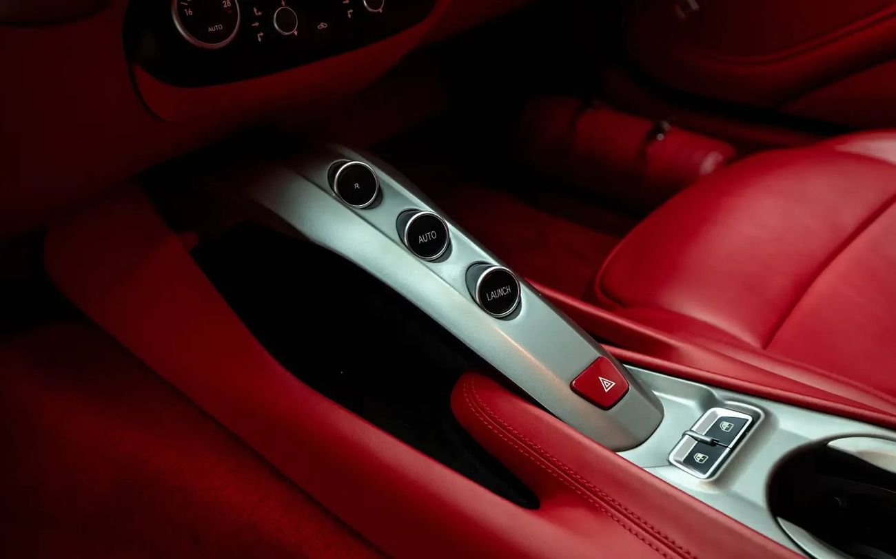 Ferrari F12 Berlinetta Std 6.3L - GCC Spec