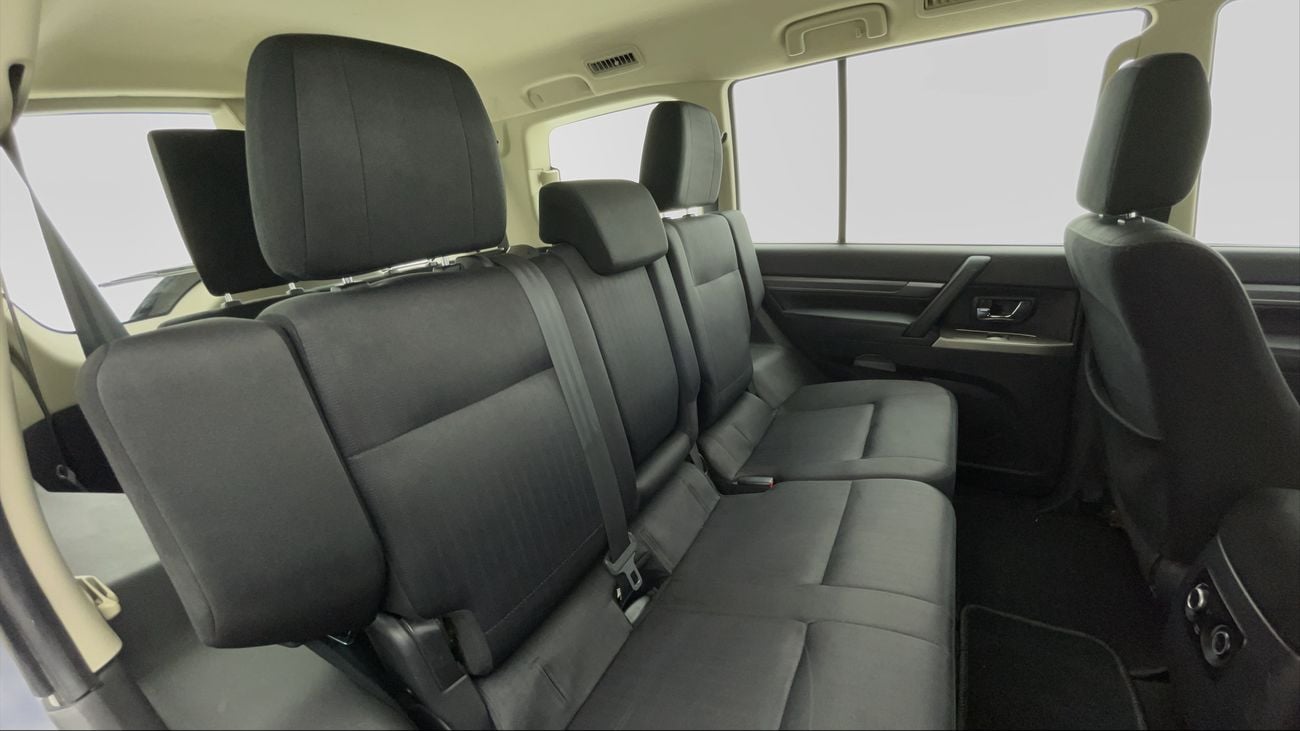 Mitsubishi Pajero GLS MIDLINE 3 | Zero Down Payment | Home Test Drive