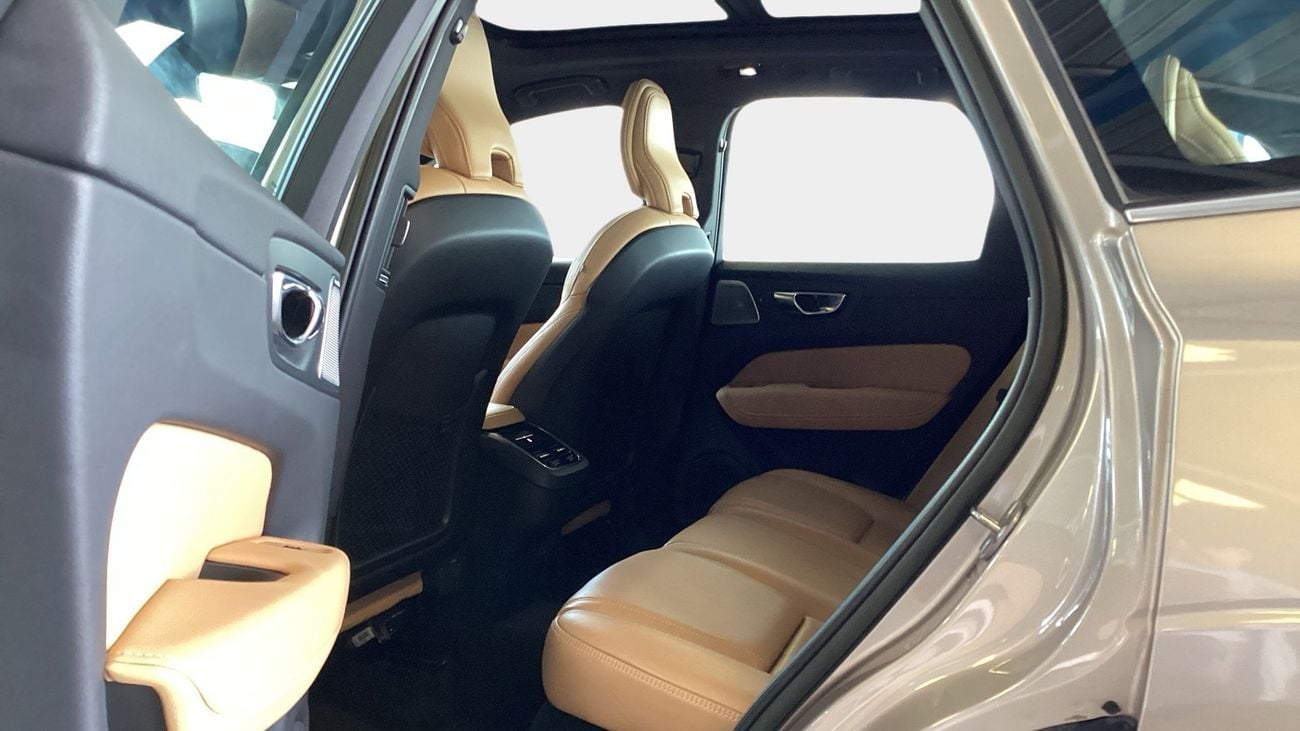 Volvo XC60 2.0 B5 P MHEV ULTIMATE BRIGHT 4WD AUTO | Guaranteed Warranty | 0 Down Payment