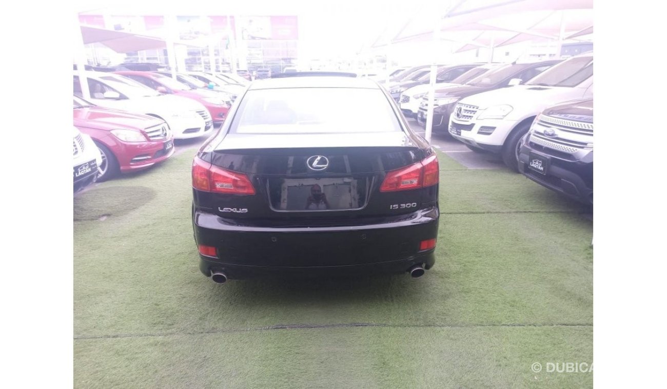 Lexus IS300