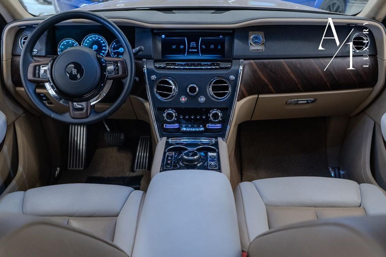 Rolls-Royce Cullinan 2019 Rolls Royce Cullinan, Warranty, Full Rolls Royce Service History, VIP Seats, Full Options, GCC