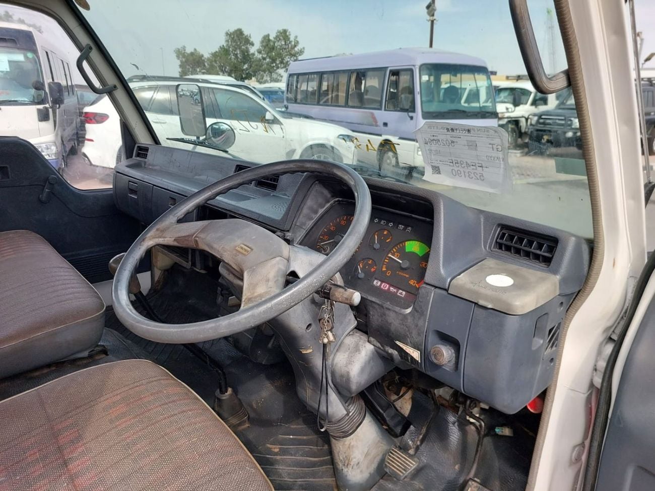 ميتسوبيشي فوسو كانتير (RAMADAN OFFER) MITSUBISHI CANTER TRUCK RHD 1988 MODEL 3.6 L DIESEL MANUAL(PM23190)