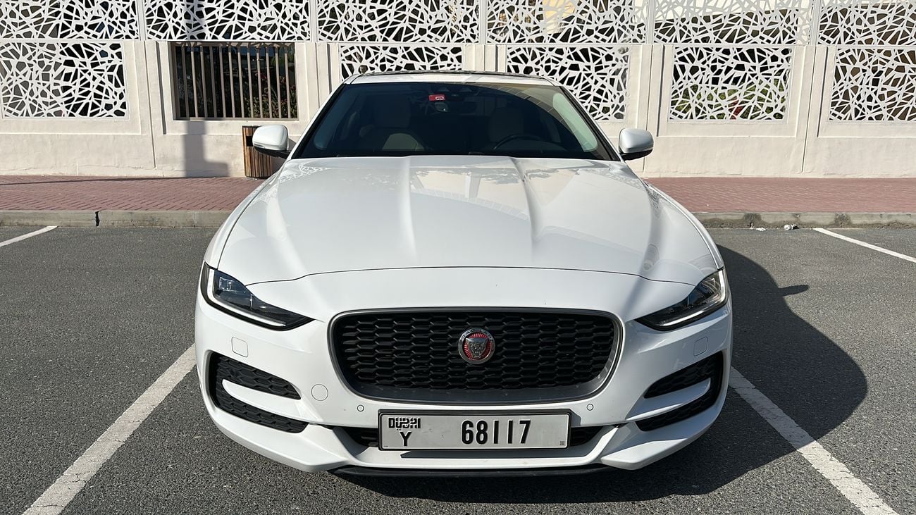 Jaguar XE