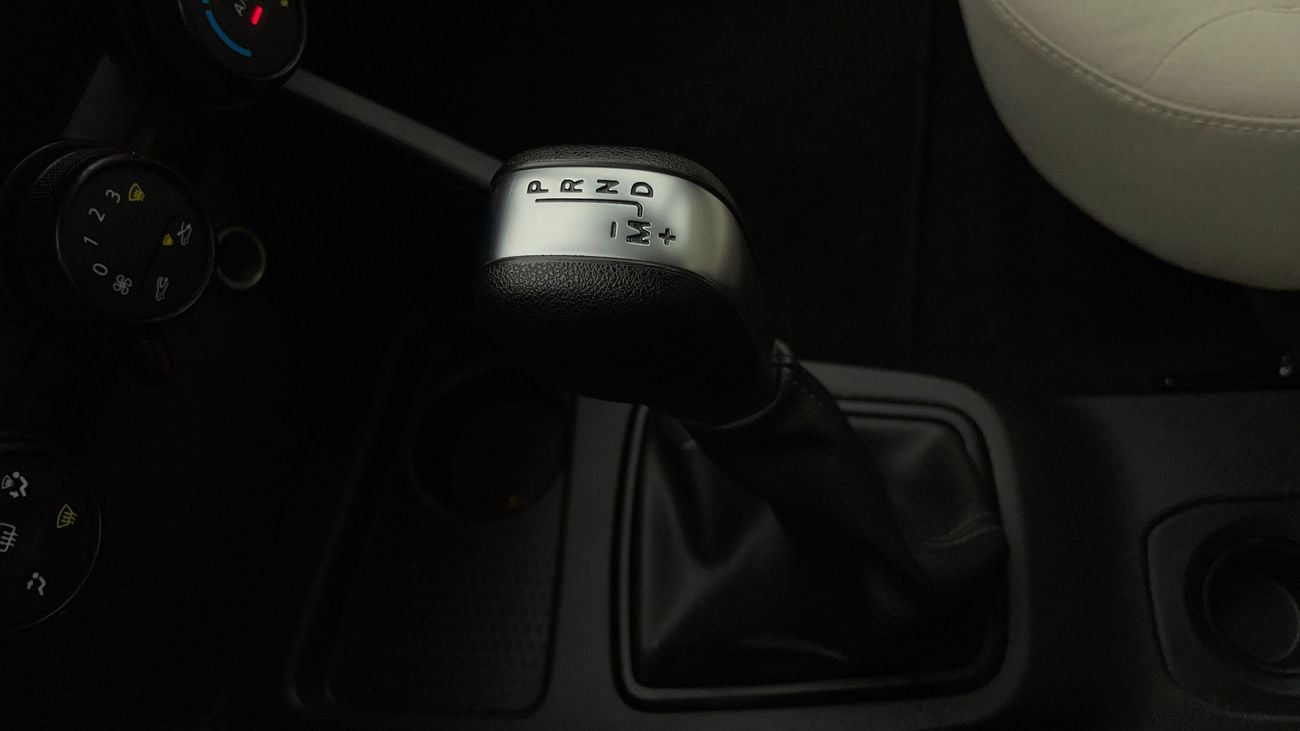 Renault Duster PE 1.6 | Zero Down Payment | Home Test Drive