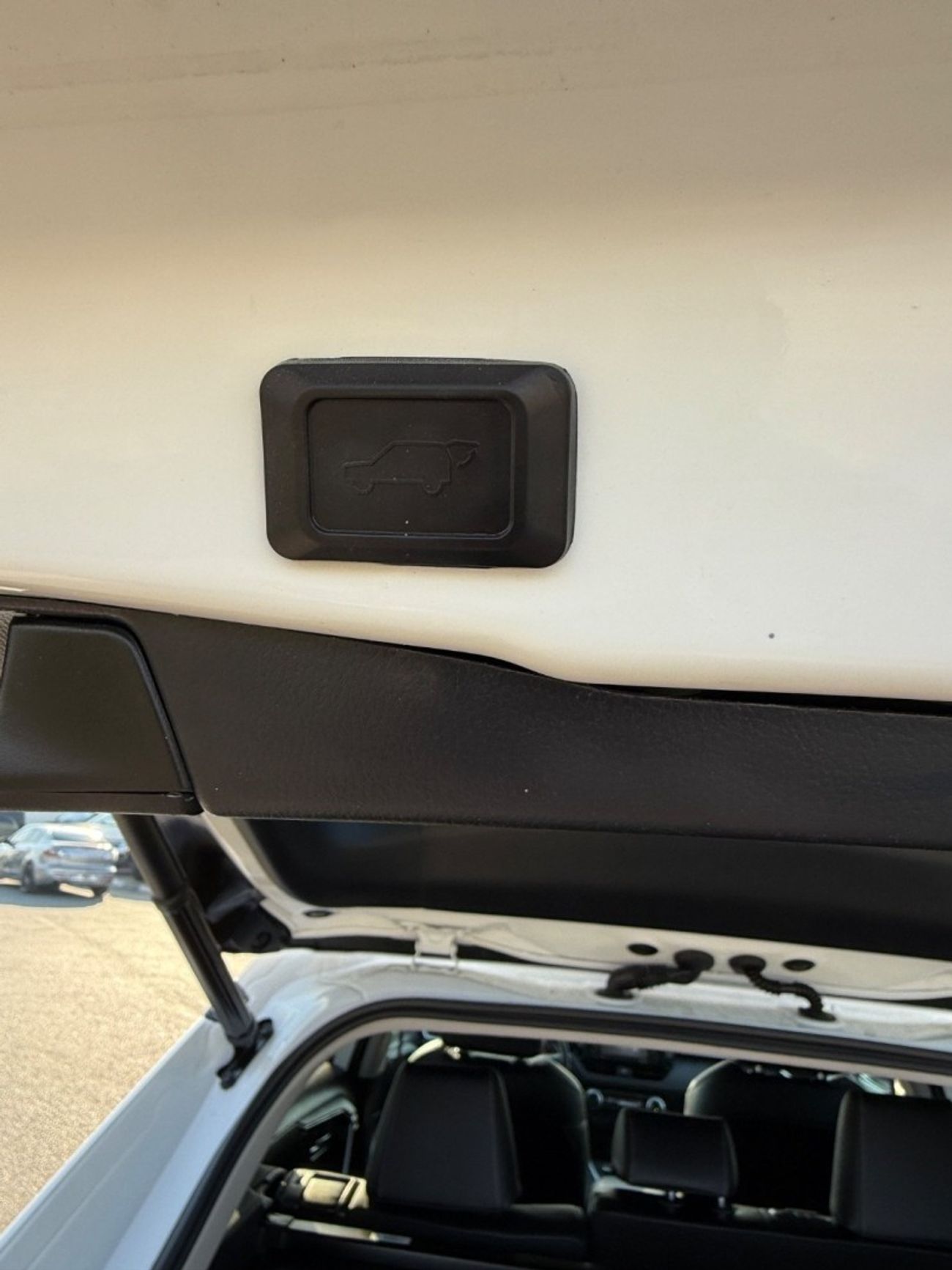 تويوتا راف ٤ VXR HEV 2.5L (219 HP) AWD