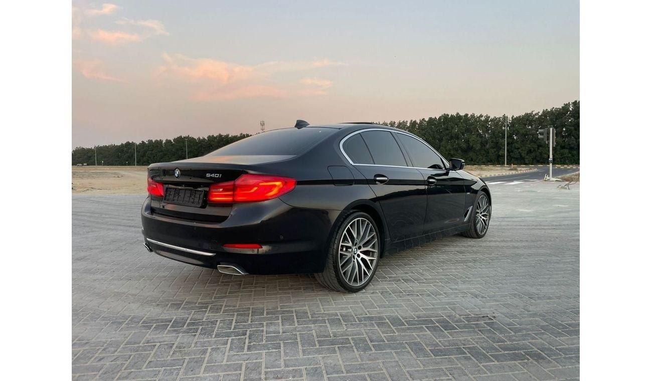 BMW 540i Luxury 3.0L