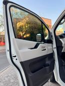 Toyota Hiace DLS - STANDARD ROOF DLS - STD ROOF