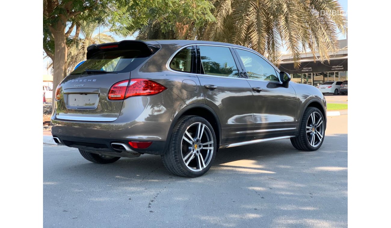 Porsche Cayenne GCC SPECS