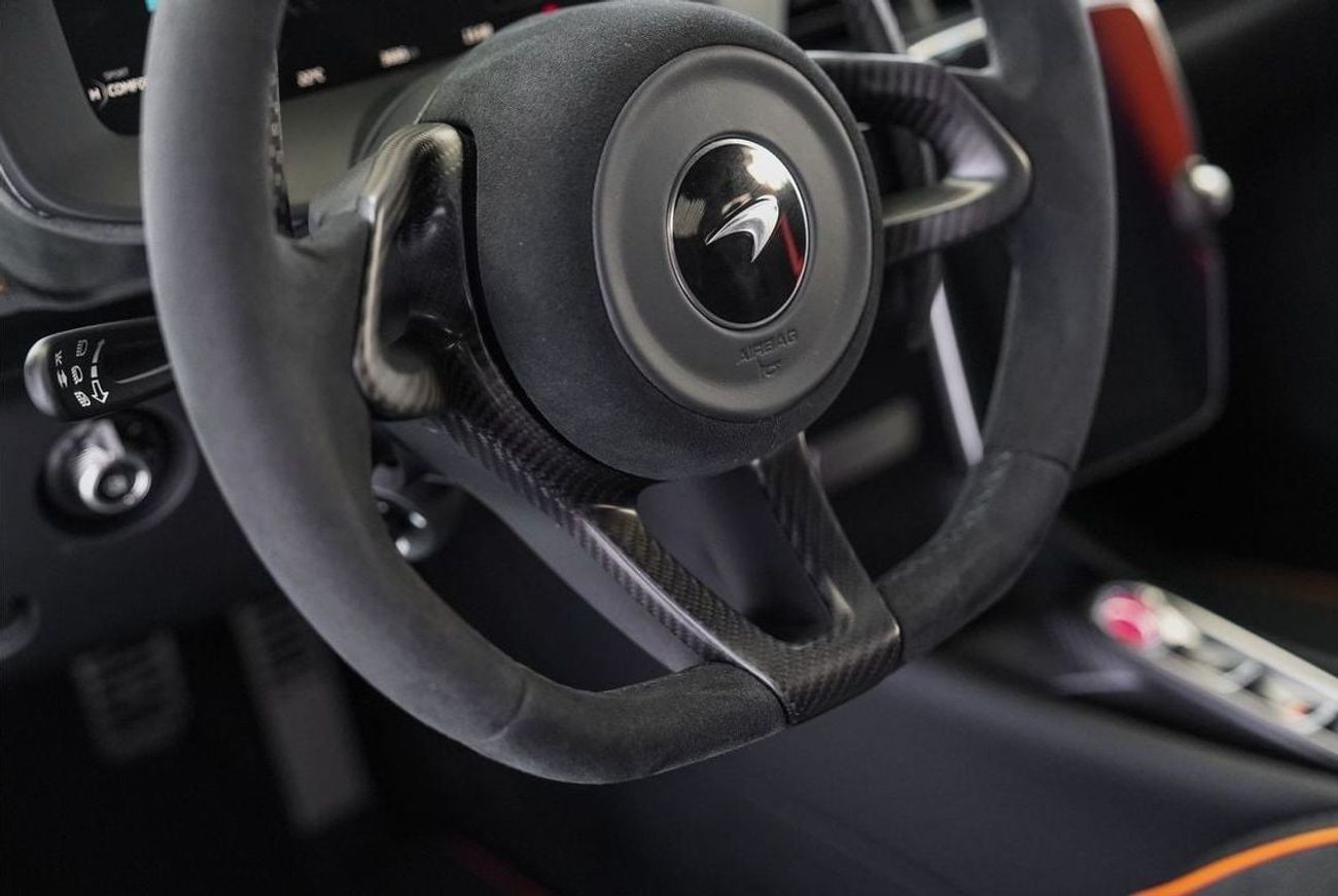 مكلارين أرتورا McLaren Artura