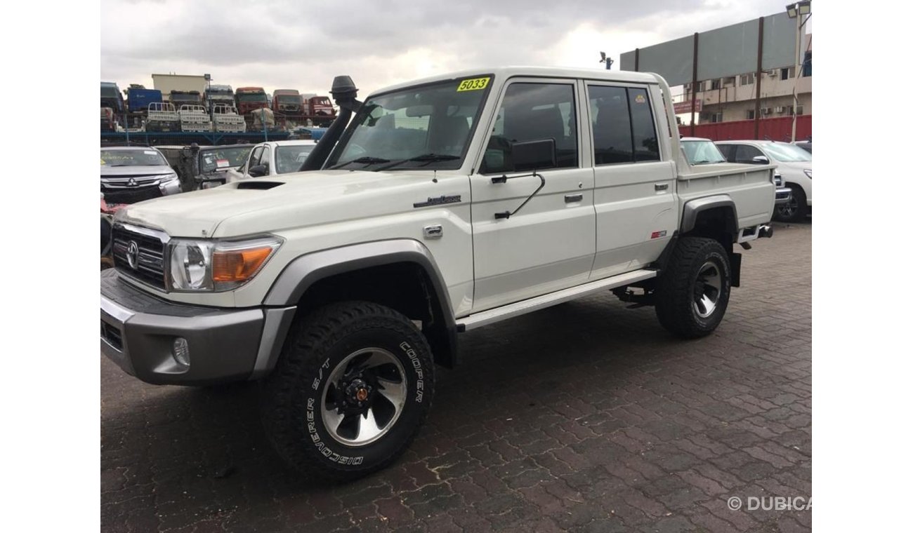 Toyota Land Cruiser Pick Up DIESEL  4.5L RIGHT HAND DRIVE