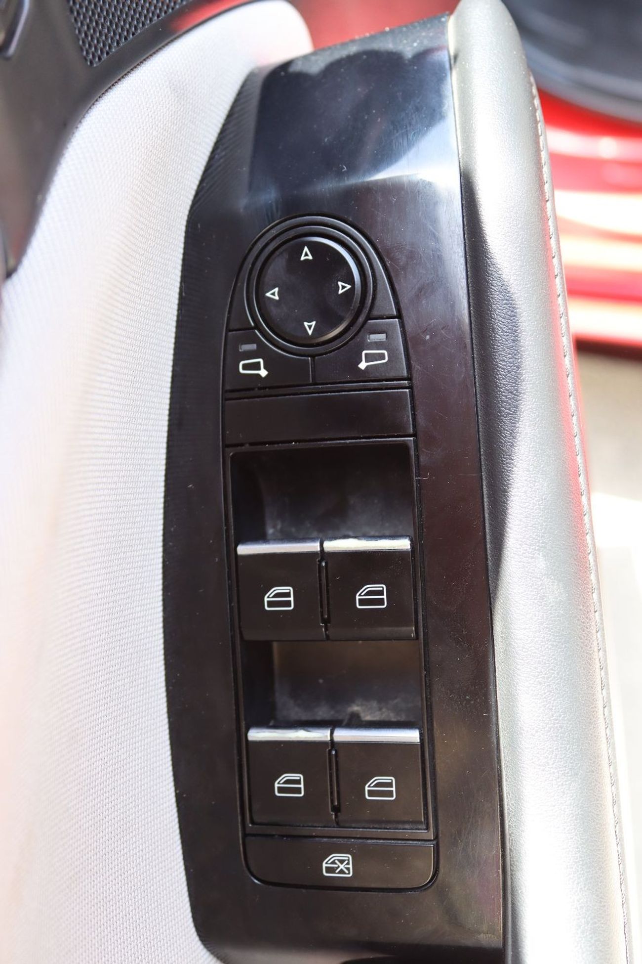 Mazda 3 V ACCIDENTS FREE - GCC - ENGINE 1600 CC - SUNROOF - KEYLESS ENTRY AND START - ORIGINAL PAINT - PERFE