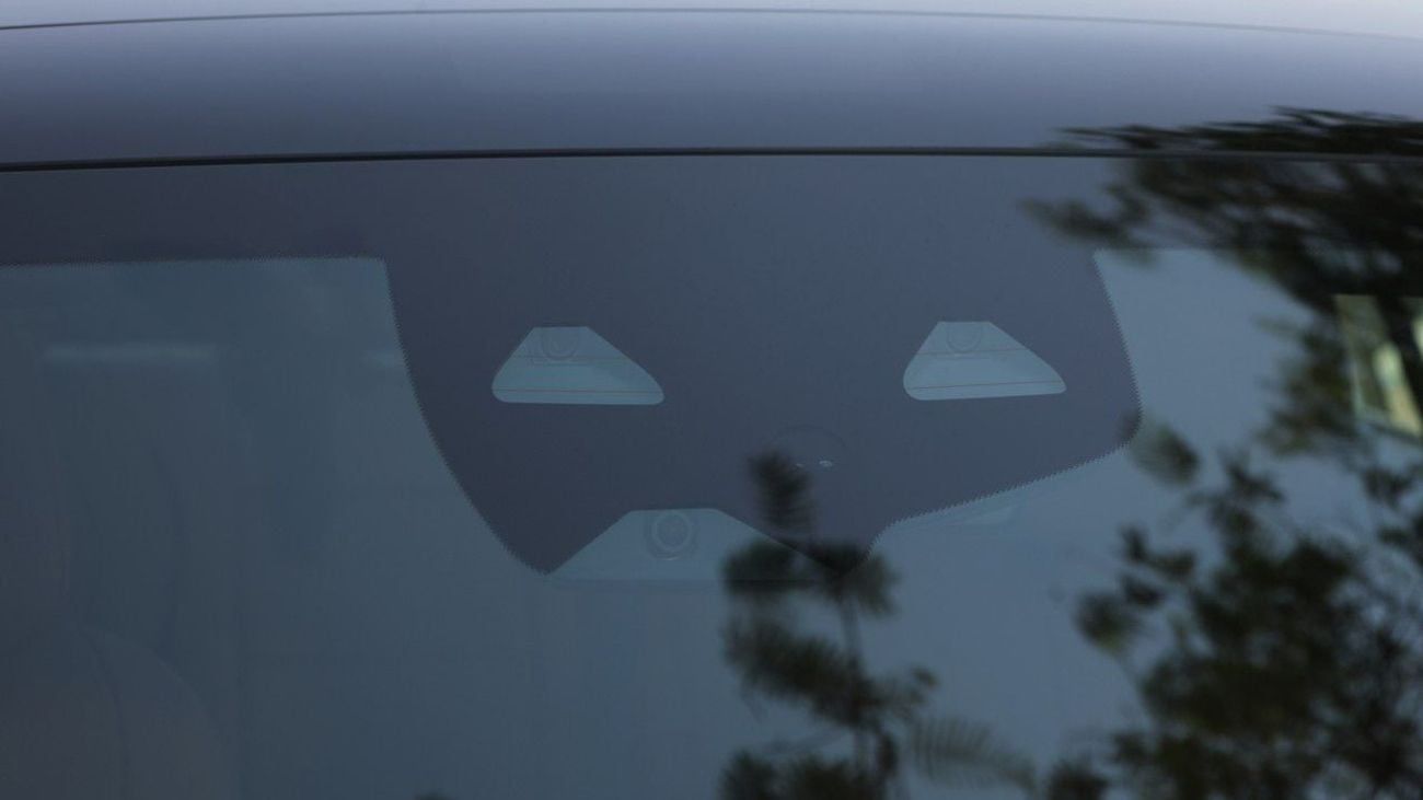 مرسيدس بنز E200 Mercedes-Benz E200 (Only for Export) 2026 MERCEDES-BENZ E 200 Avantgarde EQ Boost 2.0L RWD 0Km