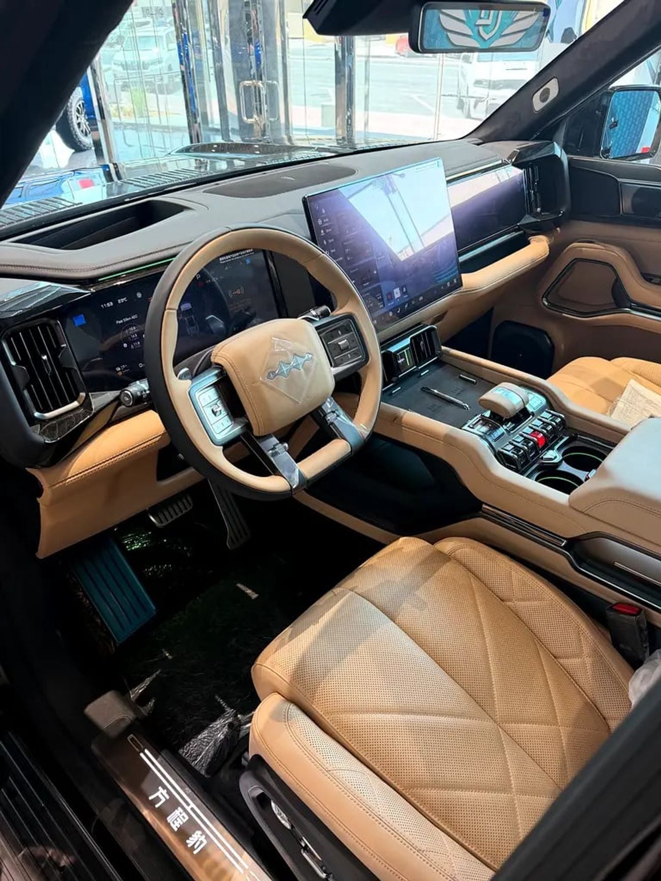 بي واي دي ليوبارد 8 Luxury Chinese Specs