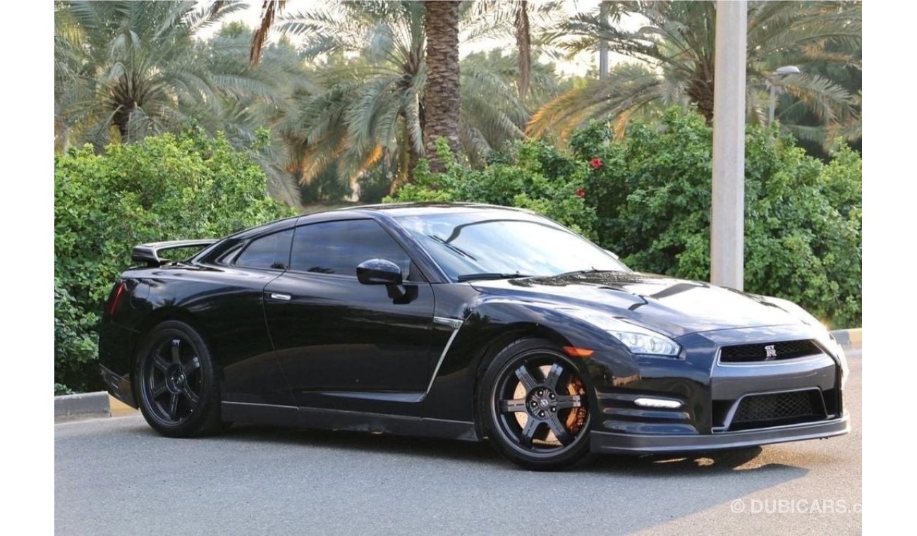 Nissan GTR Std Nissan GT-R 2015 Black Edition CLEAN TITEL ALFA PLUS  full option perfect condition h